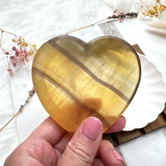 Cute Small Fluorite Heart Bowl - Picture 6 of 7
